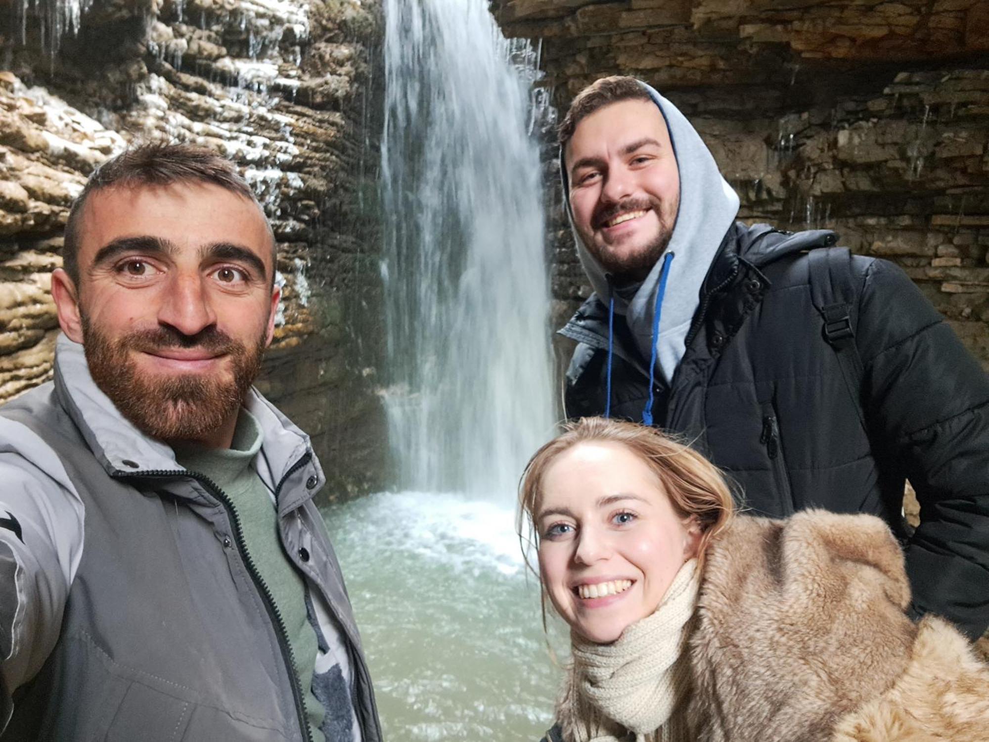 Xinaliq Khinalig Izzet'S Riverside Home Stay Екстериор снимка